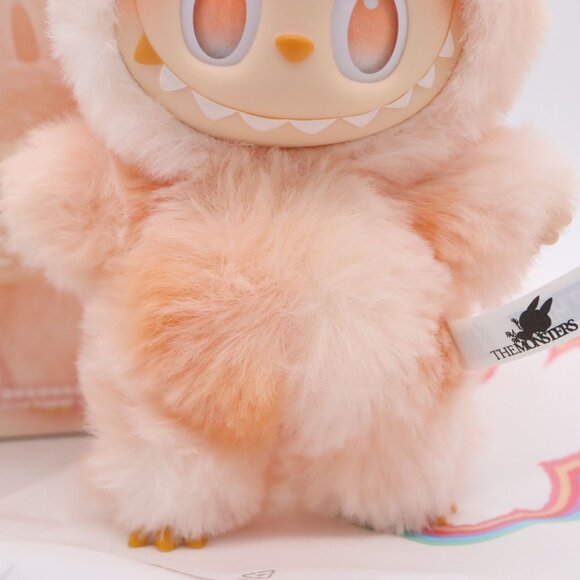 Authentic LABUBU HAPPINESS Big Into Energy Plush Pendant Pop Mart US Seller - Picture 4 of 13